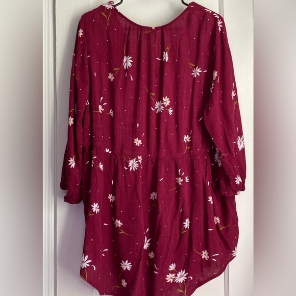 Torrid Babydoll Floral Daisy Blouse Top, Size: 2X - Picture 3 of 9